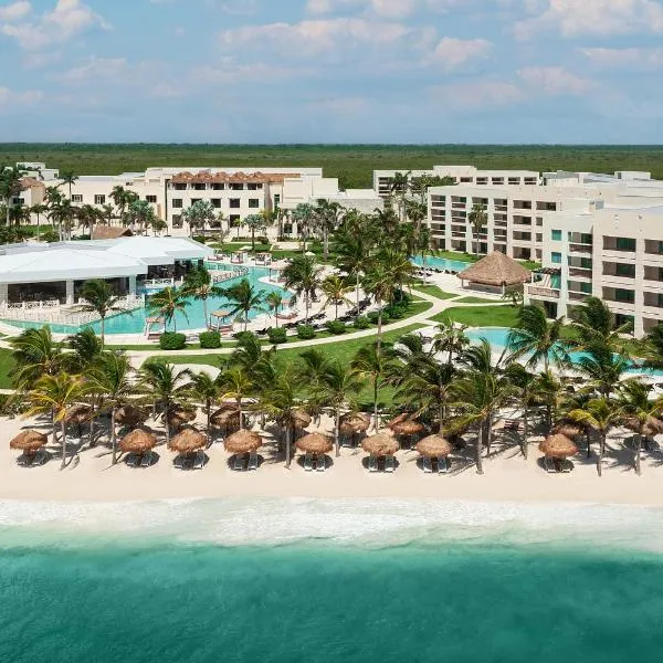 Hyatt Ziva Riviera Cancun All-Inclusive、プエルト・モレロスのホテル