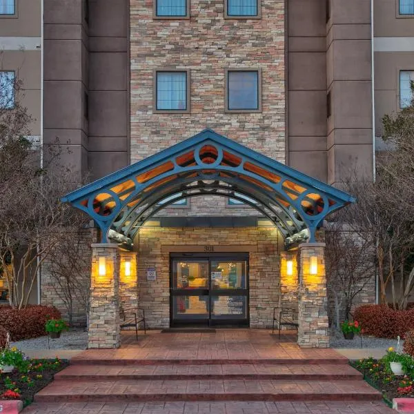 Staybridge Suites Plano - Richardson Area, an IHG Hotel, hotel i Plano