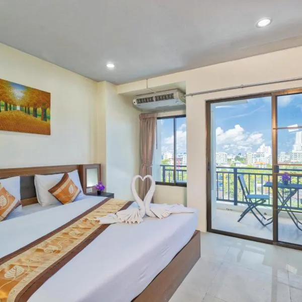 Lucky Buako Hotel Patong, ξενοδοχείο σε Ban Bo Rae