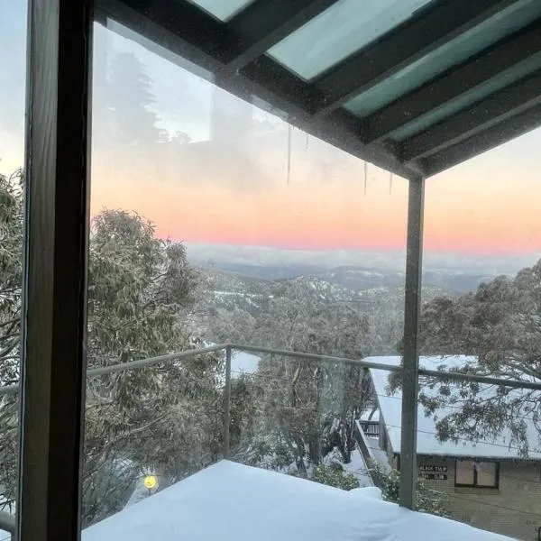 Winterbrook Chalet, hotel a Mount Buller
