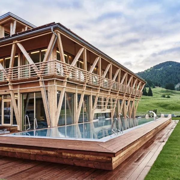HUBERTUS Mountain Refugio Allgäu, hotel a Balderschwang
