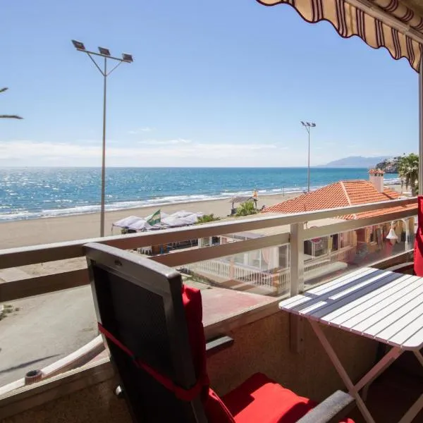 Studio 1 - Sea front, hotel in Rincón de la Victoria