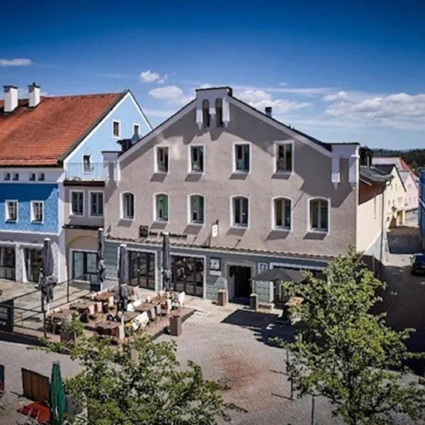 Hotel & Restaurant Herzstück Waldkirchen, hotel v destinaci Waldkirchen