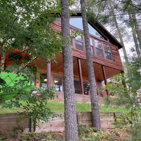 Camp Two Loons, hotel in Oxford