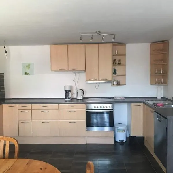 Frauenhofen에 위치한 호텔 Moderne Wohnung mit 74 m² Wohnfläche