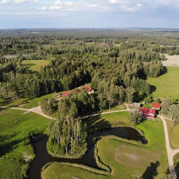 Klajumi Countryside Cottages & Nature retreat, hotel i Kaplava