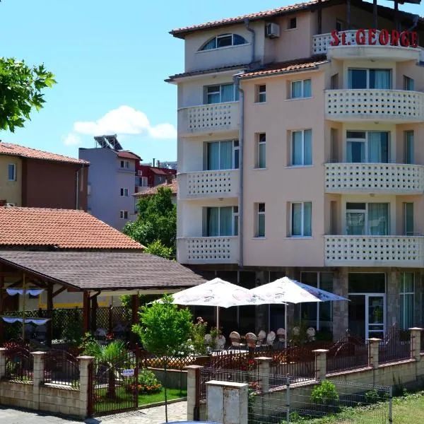 Saint George Family Hotel, hotell i Lozenets