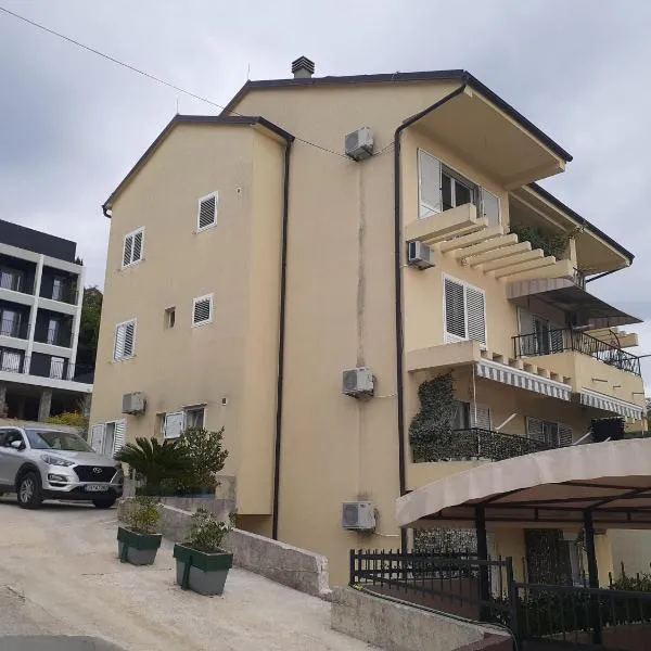 Apartmani Irena, Hotel in Tivat