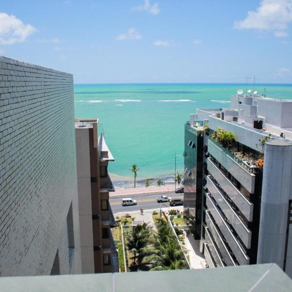 LUXUOSO BEIRA MAR 03 QUARTOS
