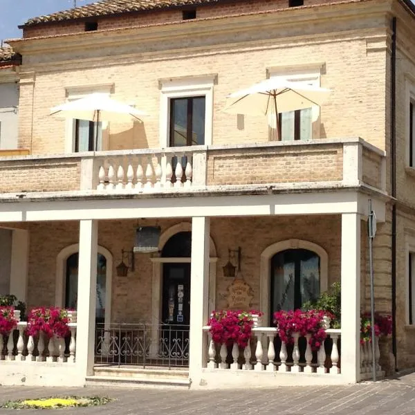 Relais Borgo sul Mare Ospitalità diffusa, hotel di Silvi Paese