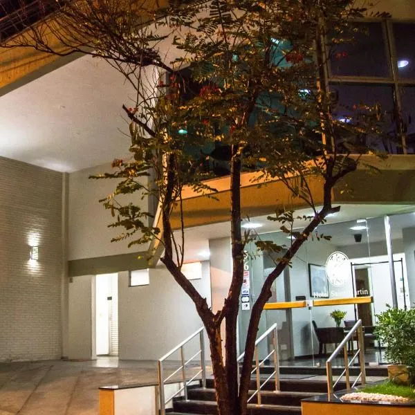 Hotel Saint Martin, hotel in Bauru