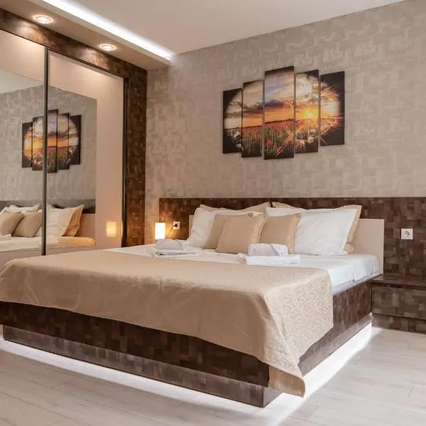 Apartment Central-LUX, Hotel in Weliko Tarnowo