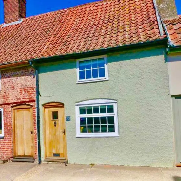 Romantic* Castle on the Hill Cottage *Framlingham, hotel v destinaci Framlingham