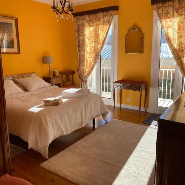 Chez Hélène 3 étoiles, labellisé disabled PMR,pour 4 personnes chiens bienvenus-pet friendly, hotel v destinaci Bourg-Madame