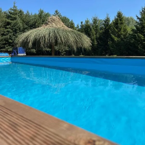 Rybakówka Nad Jeziorem Wicko, hotel v destinaci Jezierzany