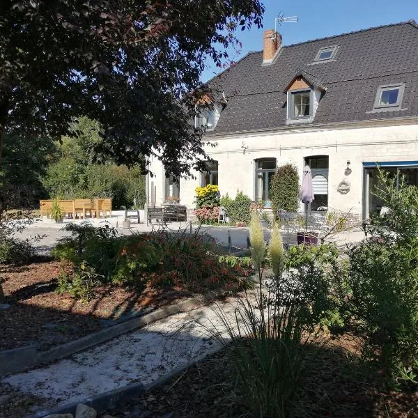 La maison de mon enfance, hotel v destinaci Delettes