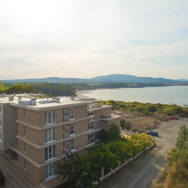 Santa Maria Apartments: Ahtopol şehrinde bir otel