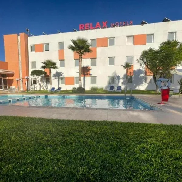 Relax Hotel Kenitra, hotel in Sidi Bouqnadel