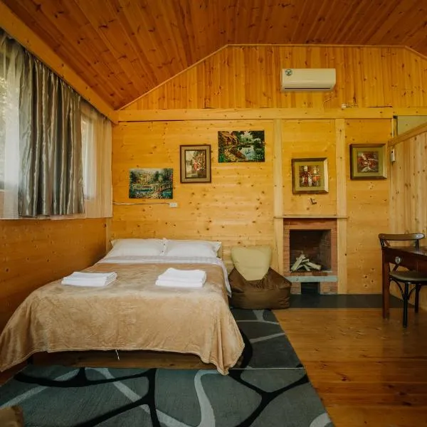 River Land Cottages, khách sạn ở Tsʼkhmorisi