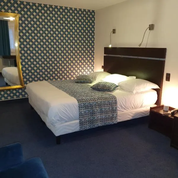 Hôtel de La Croix d'Or, hotel v destinaci Avranches