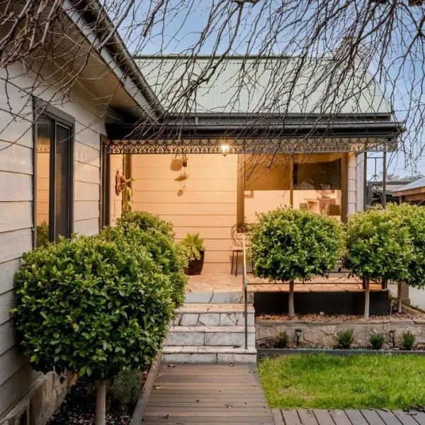 The Weeping Elm - Large and Spacious, hotel en Albury