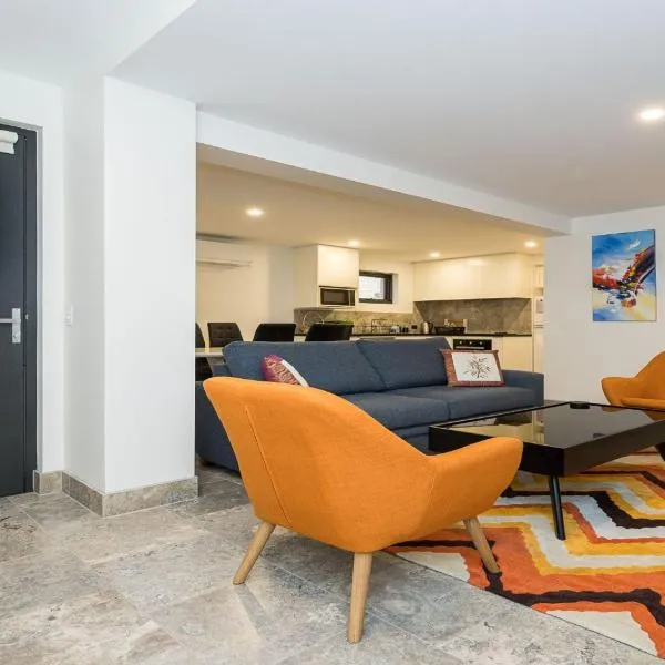 Across The Road From The Beach inlet side, hotel v destinaci Inverloch