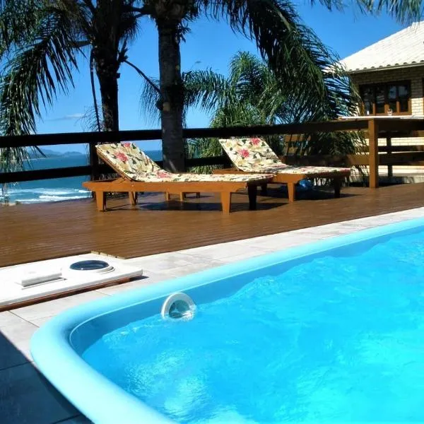Casa Vista Privilegiada: Piscina e Conforto, hotel in Garopaba