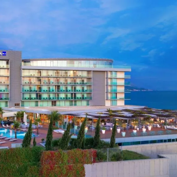 Radisson Blu Resort & Spa: Split'te bir otel