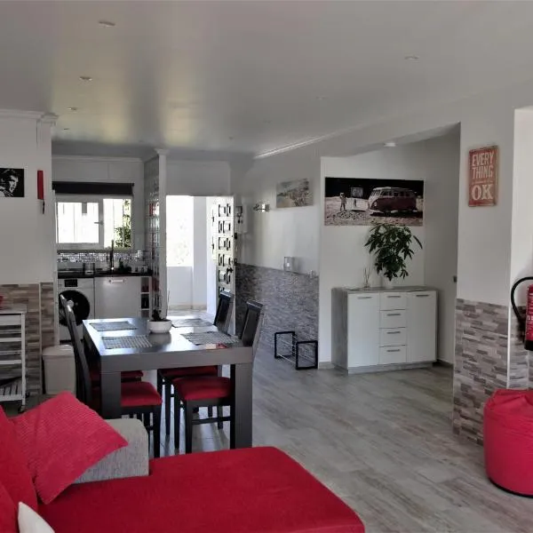 AlbufeiraSun, arrive as a guest leave as a friend., hotel v destinaci Albufeira