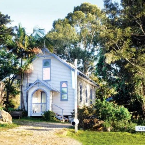 Old Saint Johns Church, hotel em Advancetown