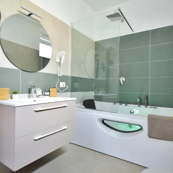 Romantic Room con vasca idromassaggio, hotel v destinaci Scicli
