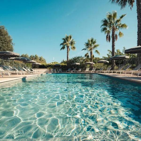 Hôtel Le Catalogne, hotel em Saint-Aygulf