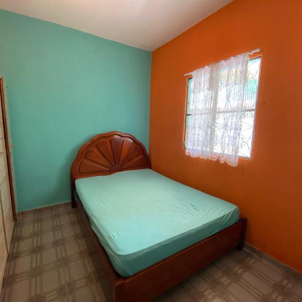 CASA inteira entre Guaratiba e Campo Grande, Rio de Janeiro, RJ - a 40 min da praia, próximo ao Estádio Miecimo da Silva e Park Shopping-Ideal para descanso, encontros, festa e lazer-3000 m2 - Foto 2