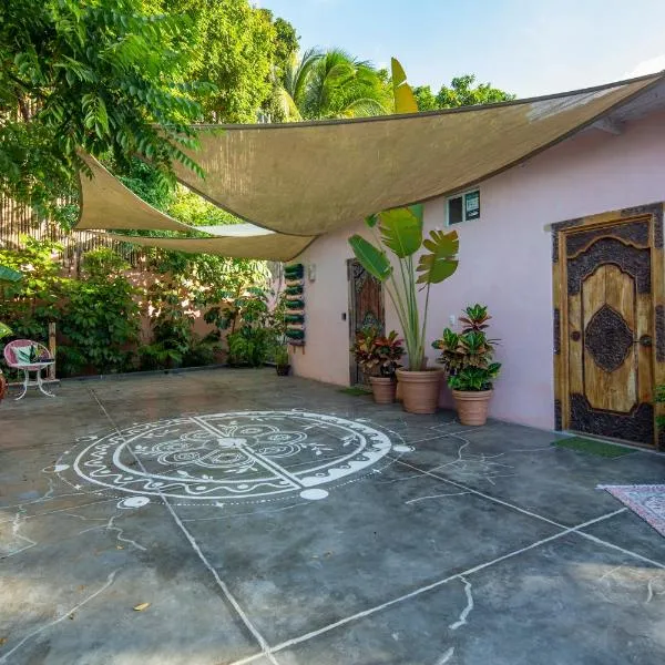 My Sisters House - Female only, hotel in Sayulita