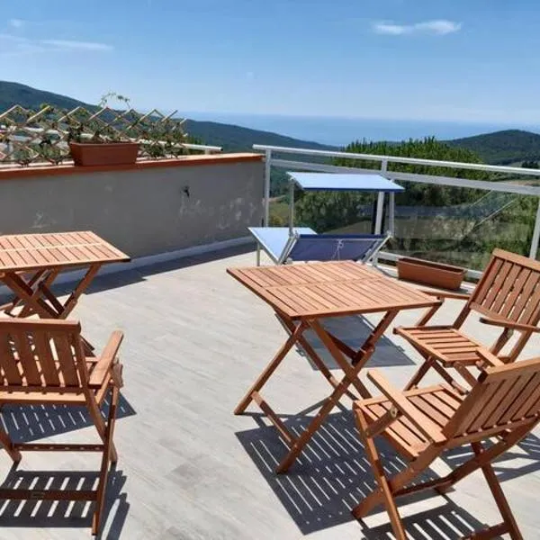 Vista sulle isole dell'arcipelago Toscano, hotel v destinaci Nibbiaia