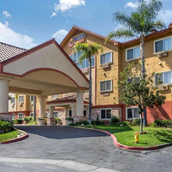 Comfort Suites Near Six Flags Magic Mountain, hotel in Stevenson Ranch