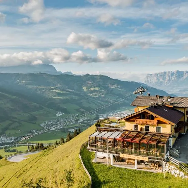 Alpendorf Hotel Stern, hotell i Sankt Johann im Pongau