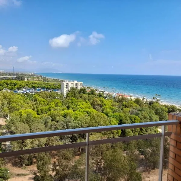 Ático Primera línea de playa Beachfront Playa Dorada, Hotel in El Borseral