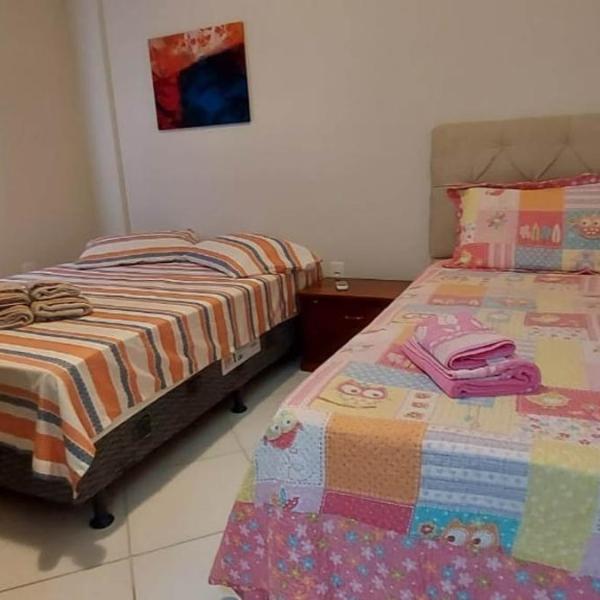 Aconchegante Apartamento Pé na Areia na Praia de Ingleses Gaivotas 70m do Mar - Foto 2
