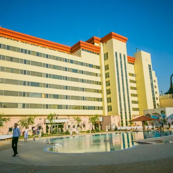 グランド ミール ホテル（Grand Mir Hotel）、タシュケントのホテル