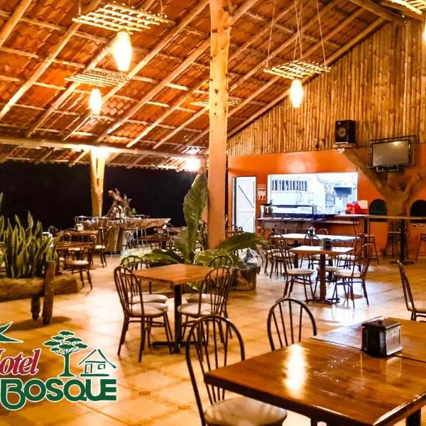 Hotel del Bosque, hotel em Río Cuarto