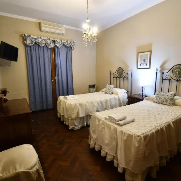 Hostal El Cerrito, hotel v destinaci Salta