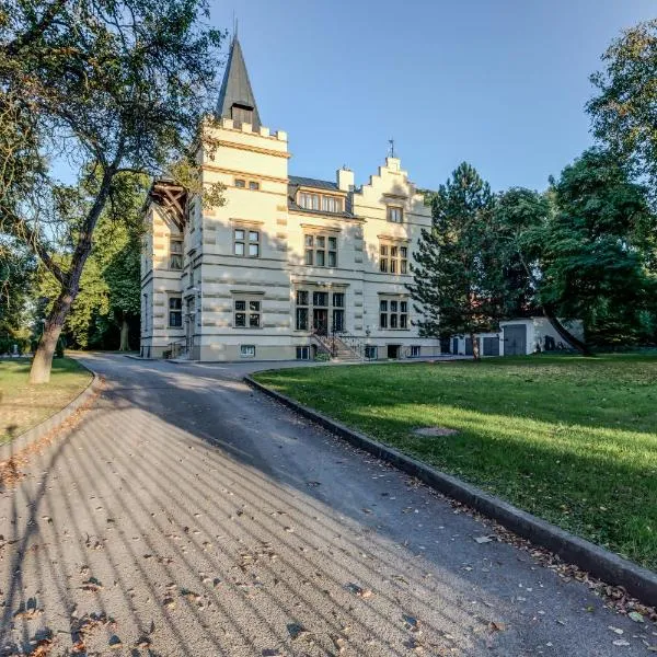 Vila Austerlitz, hotel ve Slavkově u Brna