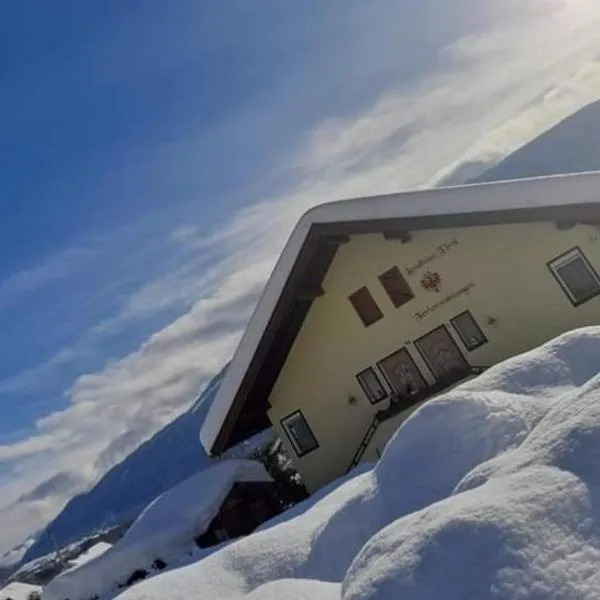 Landhaus Tirol, hotel in Presseggersee