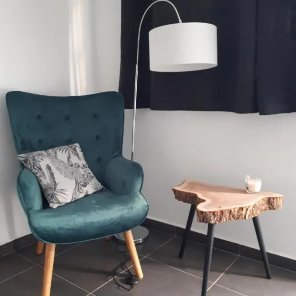 Charmant pied-à-terre coeur de ville, hotel u gradu 'Pointe-à-Pitre'
