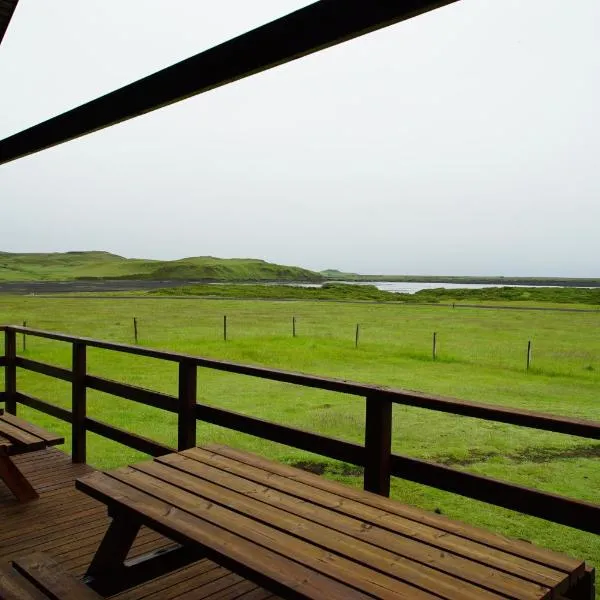 Riverside Lodge with breathtaking view, hótel á Hrífunesi