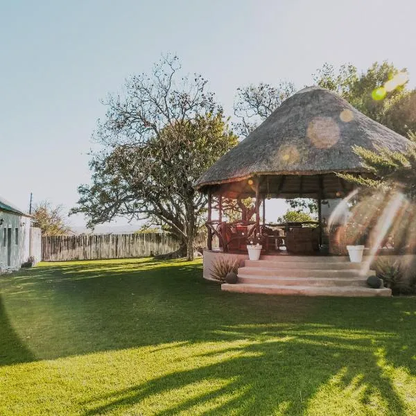 Buffelsfontein Farm Cottage โรงแรมในSomerset East