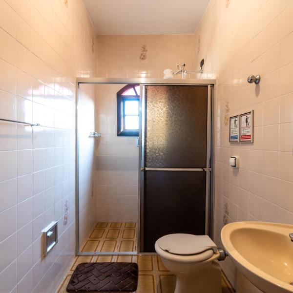 Itanhaém Casa ampla com piscina e churrasqueira a 300m da praia - Foto 3