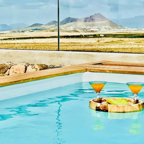 Canaryislandshost l The Sky Suites, hotel v destinácii Tinajo
