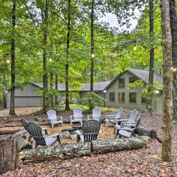 Rising Fawn에 위치한 호텔 Peaceful and Secluded Home with Private Fire Pit!